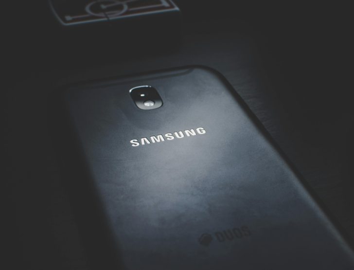 Photo by Omar Markhieh: https://www.pexels.com/photo/close-up-photo-of-black-samsung-phone-1447254/
