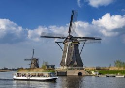 Exploring the Netherlands: A Comprehensive Guide to Discovering the Dutch Nation