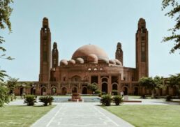 Exploring the City of Lahore: A Tapestry of Rich History and Vibrant Culture