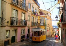 Discover Lisboa and Lisbon: Top Tips for Your Trip