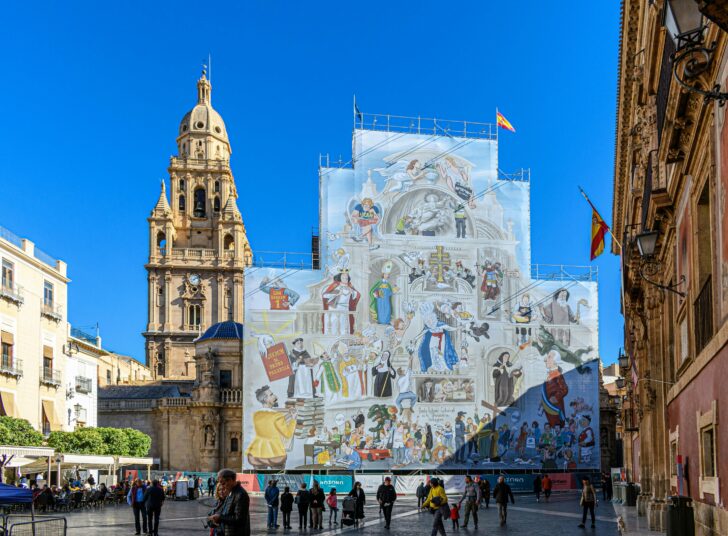 Photo by Jose Francisco Fernandez Saura: https://www.pexels.com/photo/cathedral-in-sunlight-in-murcia-19744108/