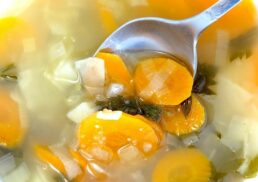 How to Make a Vegetable Soup: Easy and Delicious Recipe